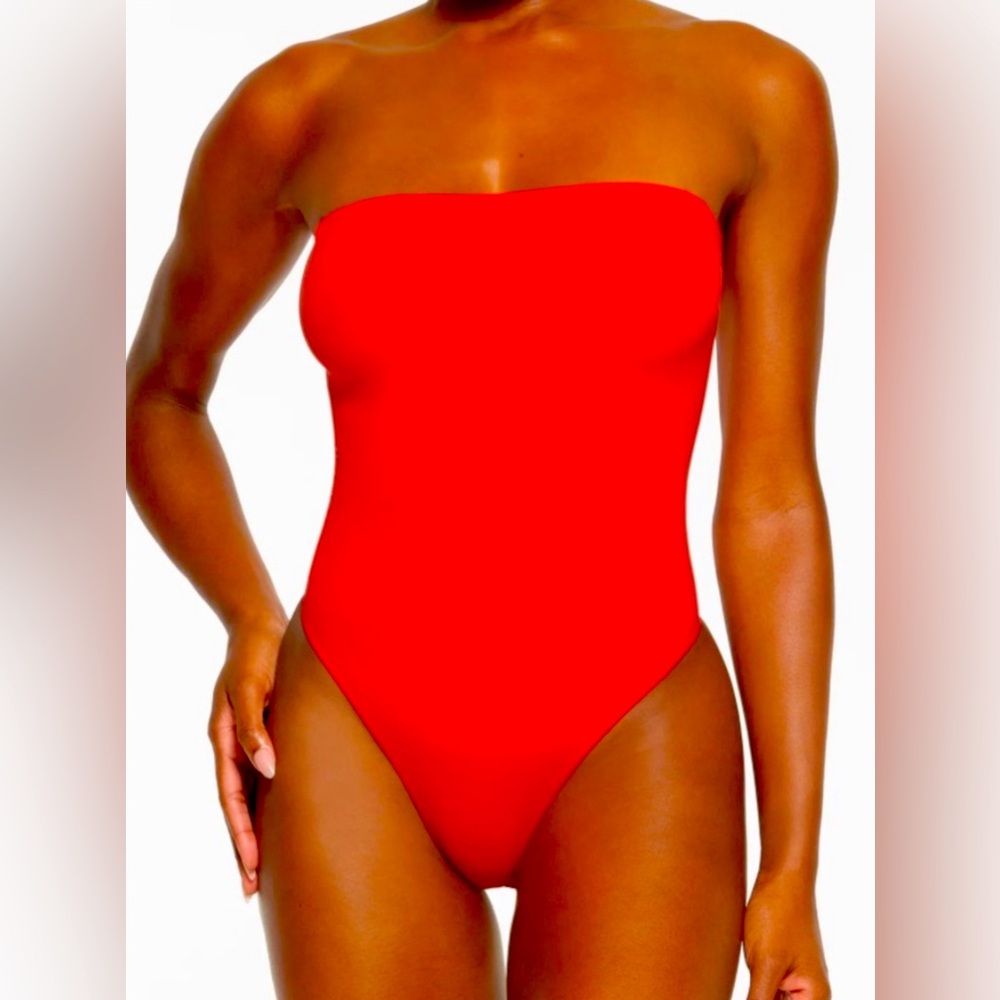 Skims strpless bodysuit size 4x